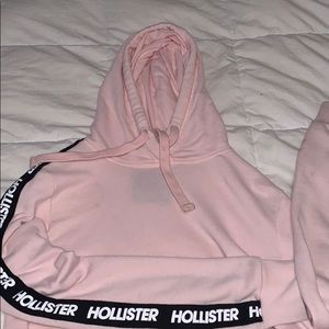 cropped hollister hoodie